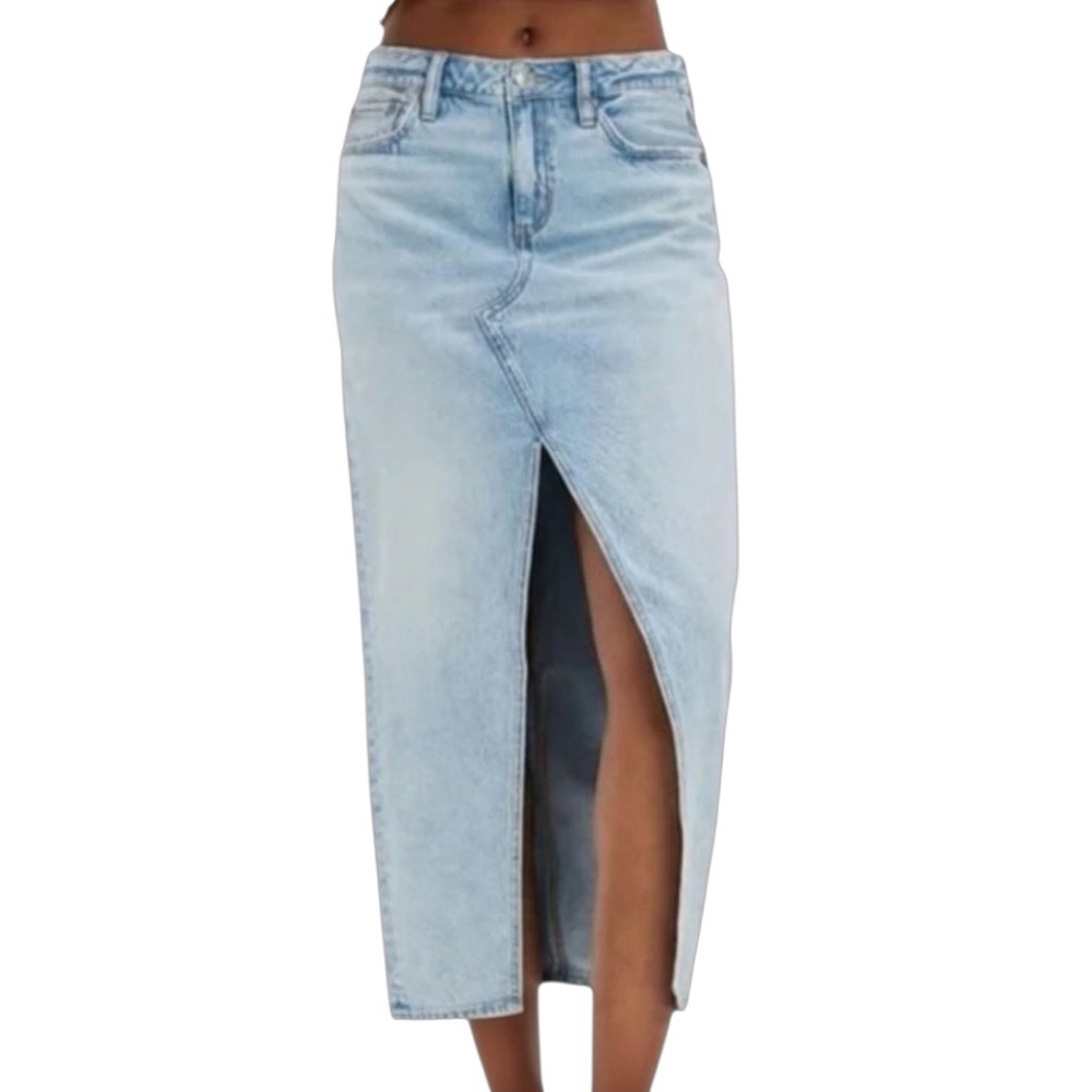 AMERICAN EAGLE OUTFITTERS Light Wash Denim Maxi Split Front Skirt - BRAND NEW